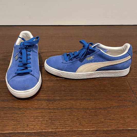 Puma Women’s Blue and White Suede Sneakers Size 8.5