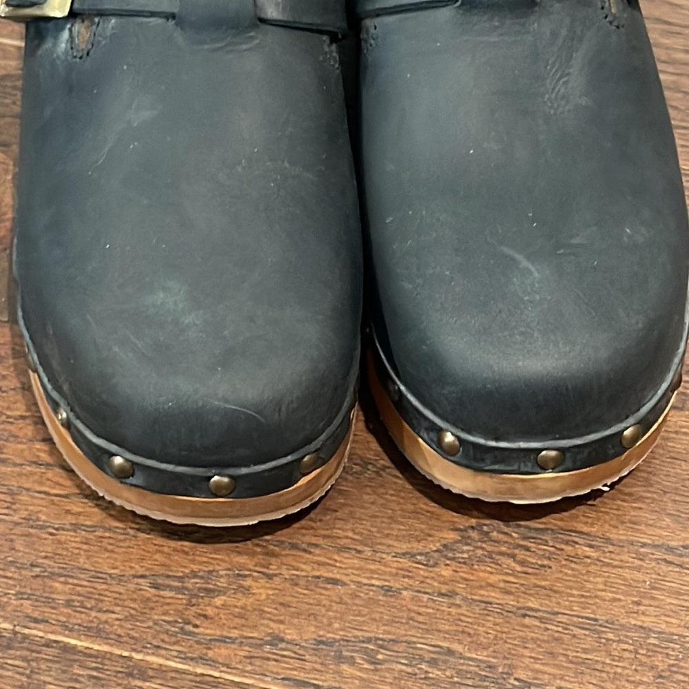 Re/Done Black Leather Classic 70s Shearling Clogs Size 36/6