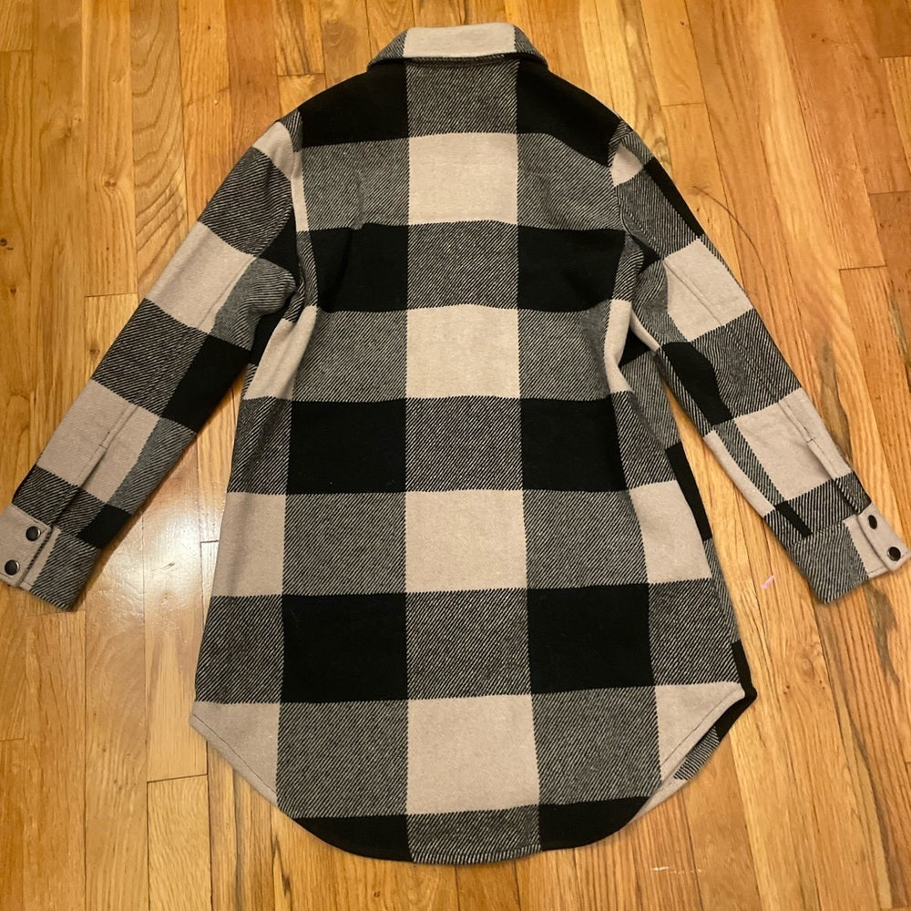 NWT BB Dakota Black and Beige Plaid Jacket Size XS