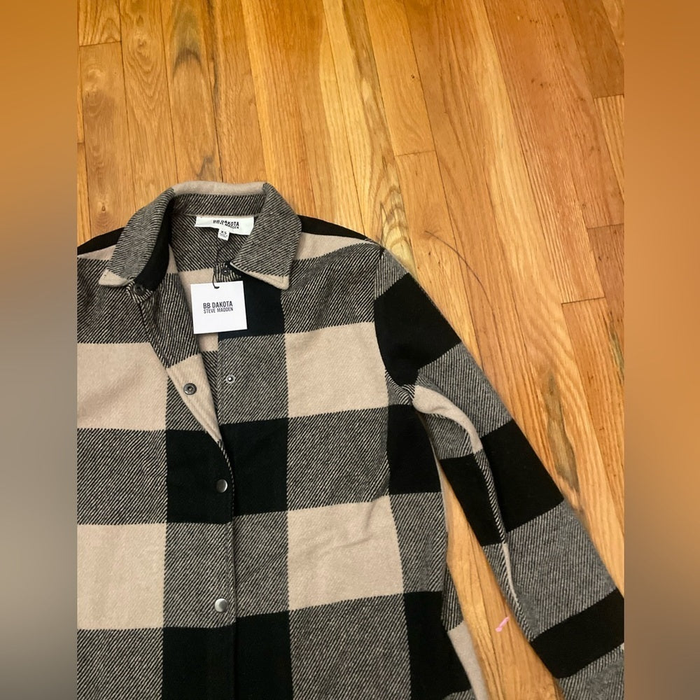 NWT BB Dakota Black and Beige Plaid Jacket Size XS