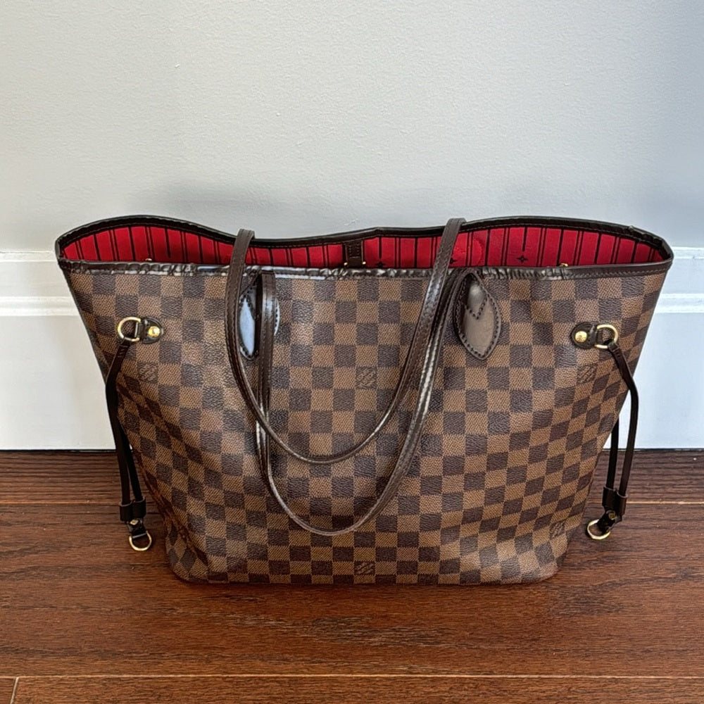 Louis Vuitton Neverfull MM Damier Ebene Cherry Inside