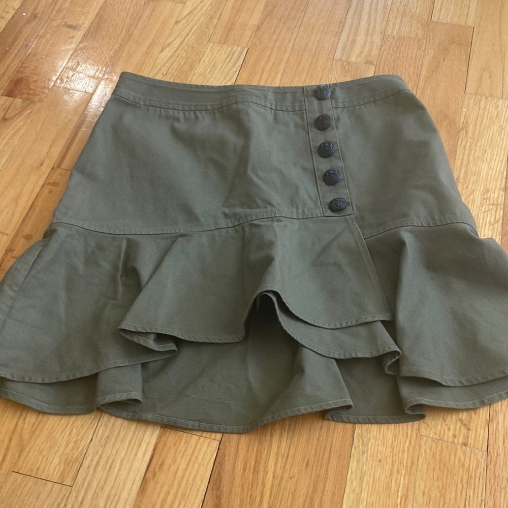 Women’s Veronica Beard skirt. Green. Size 4