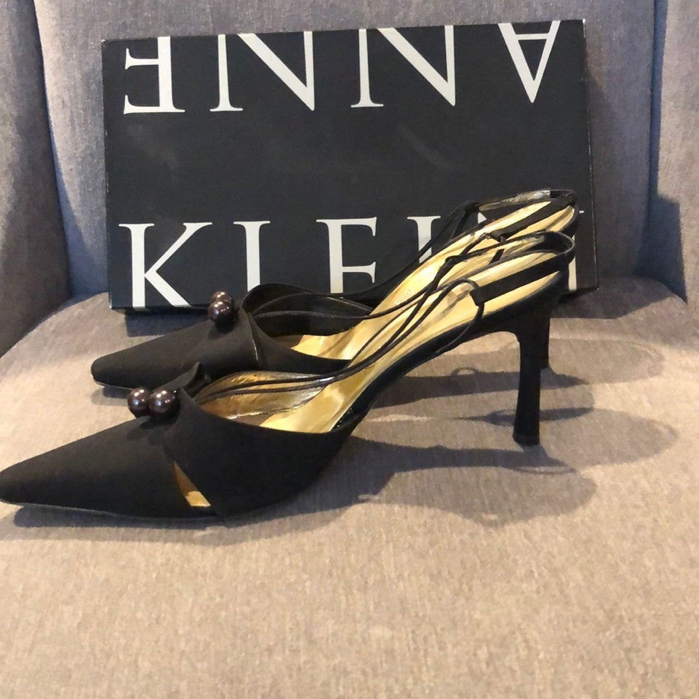 Anne Klein Black Evening Shoe Size 9