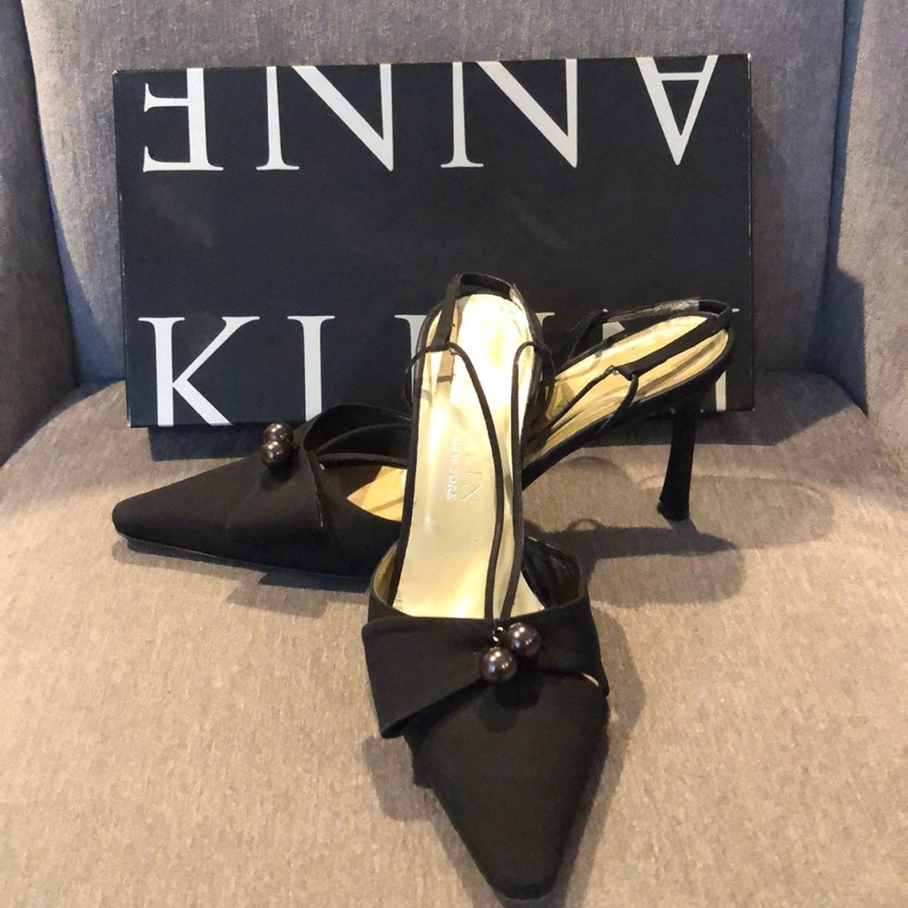 Anne Klein Black Evening Shoe Size 9