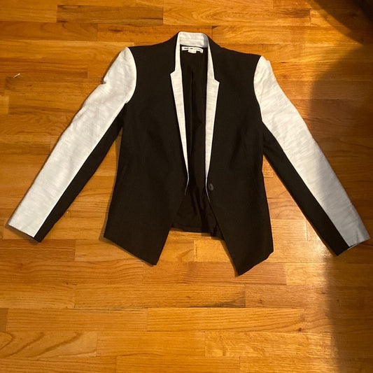 Women’s Helmut Lang for Intermix blazer. Black and white. Size 2