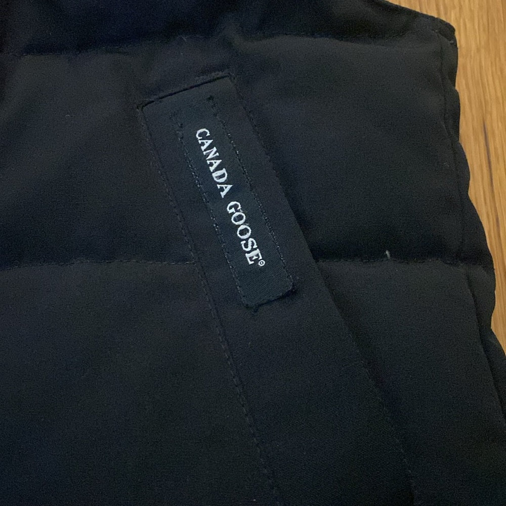 Canada Goose Girls Black Puffer Vest Size XS