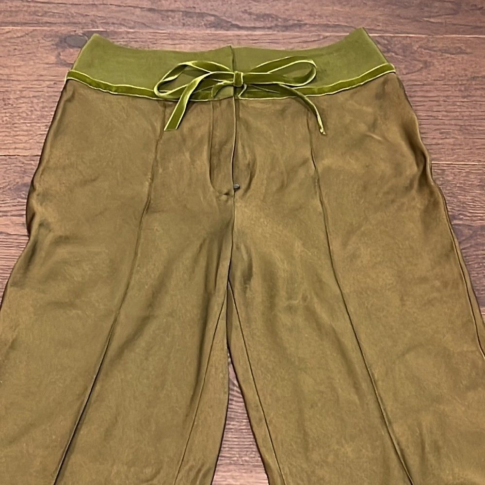 NWT Christian Dior Green Pants Size 8