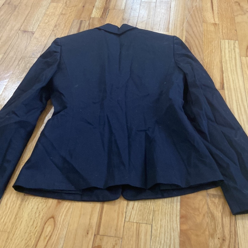 Women’s Tahari blazer. Black. Size 2