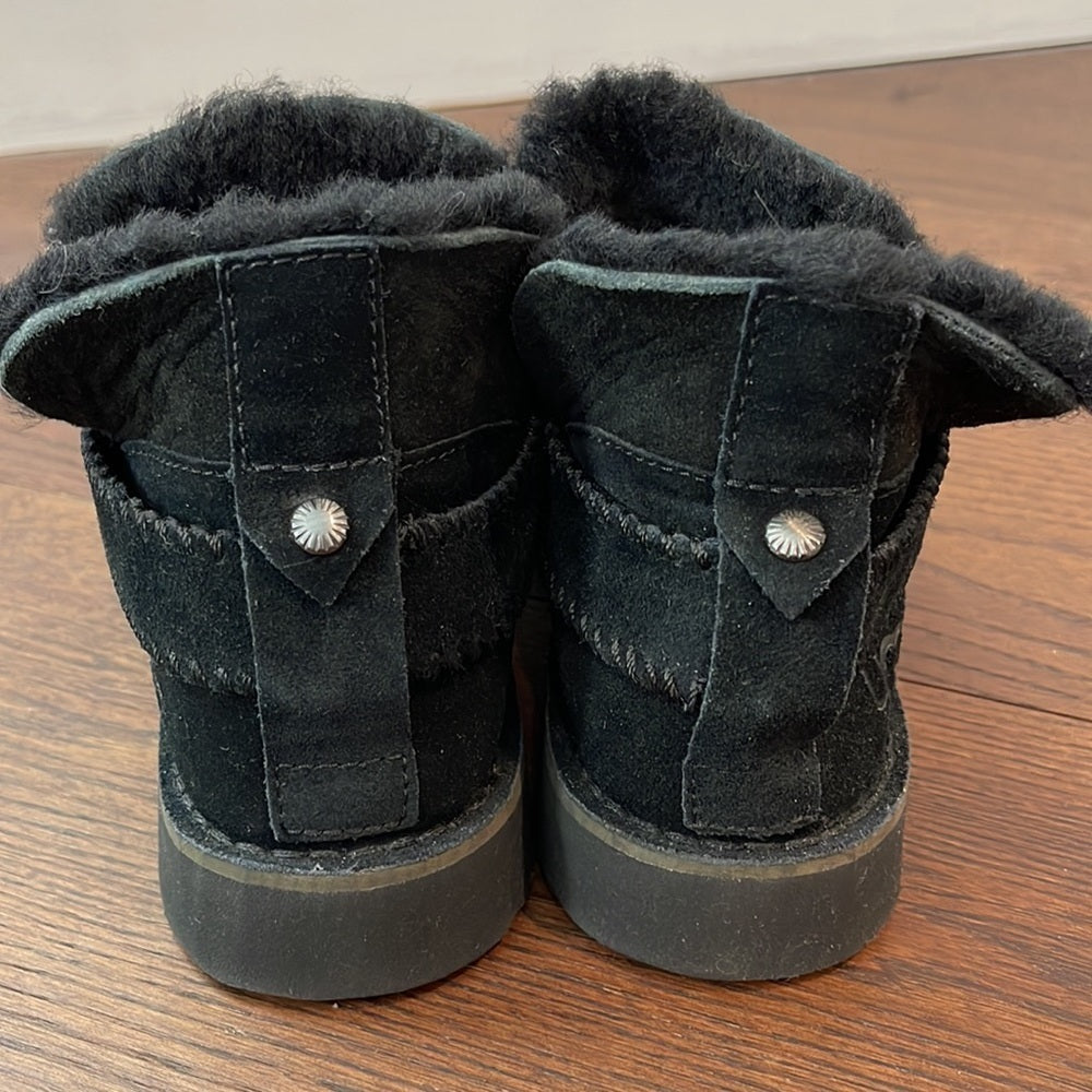 Women’s Black Ugg Booties Size 5.5