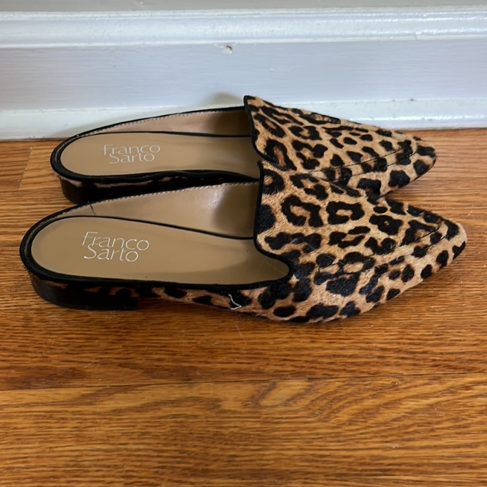 Franco Sarto faux fur cheetah print slides Size 8.5