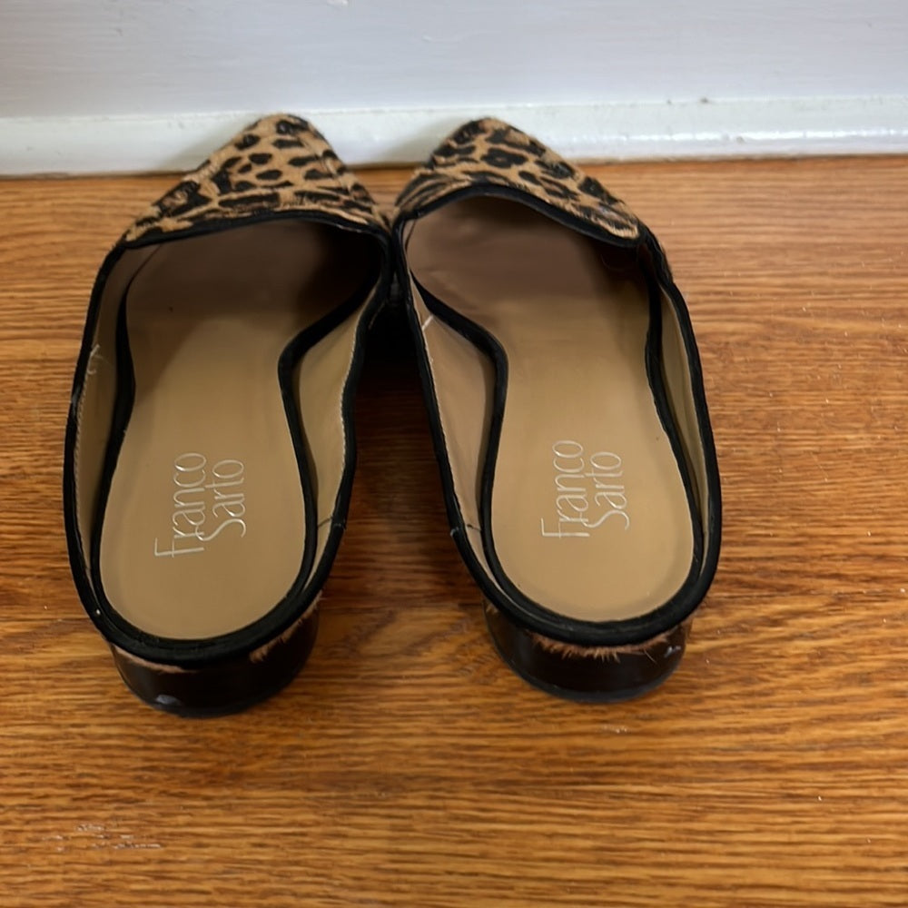 Franco Sarto faux fur cheetah print slides Size 8.5