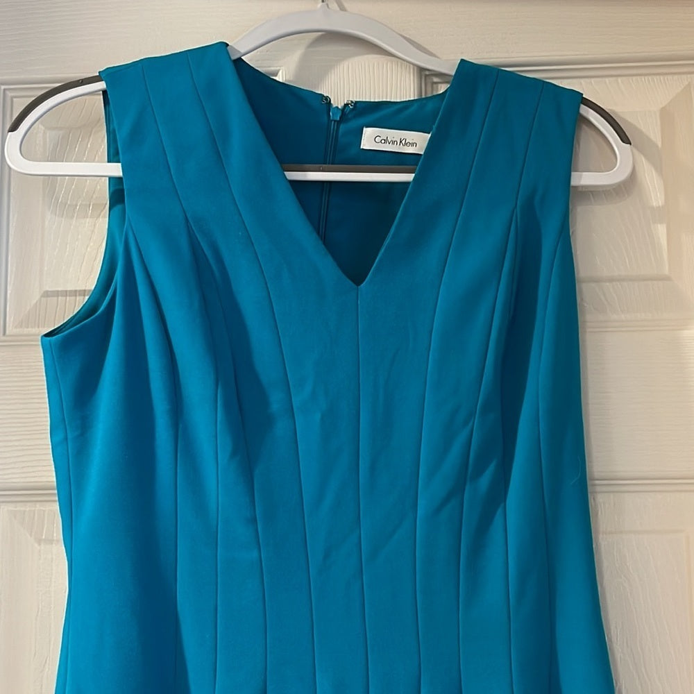 Calvin Klein Blue/Green Women’s Dress Size 6