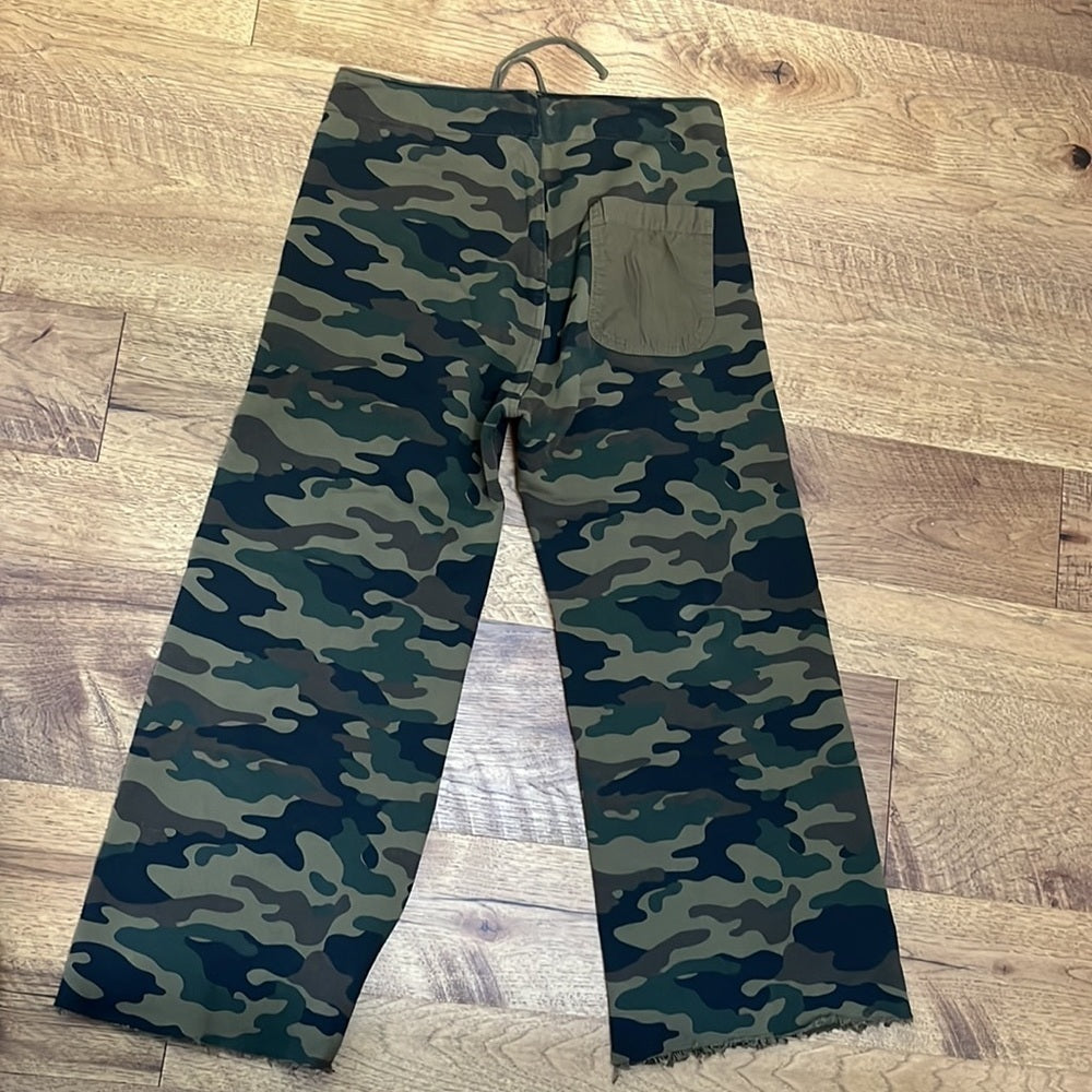 Nili Lotan Woman’s Camo Pants Size XS