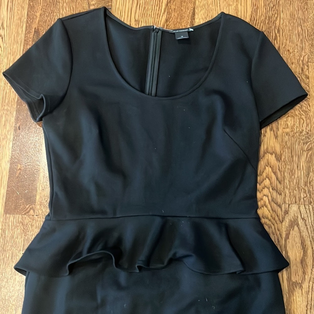 Club Monaco Woman’s Black Dress Size 12