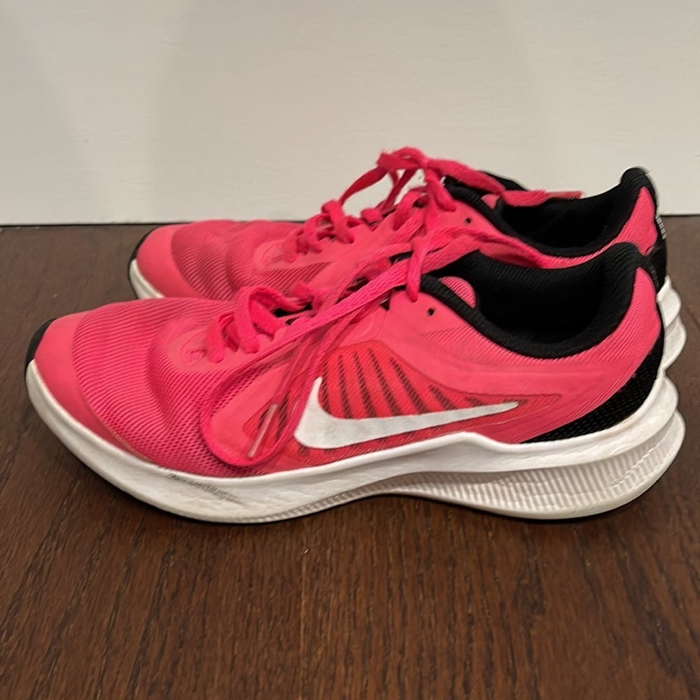 Nike Girls Downswifter Running Sneakers Size 4