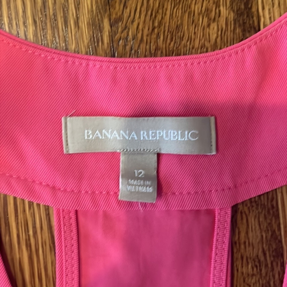 Banana Republic Woman’s Pink Dress Size 12