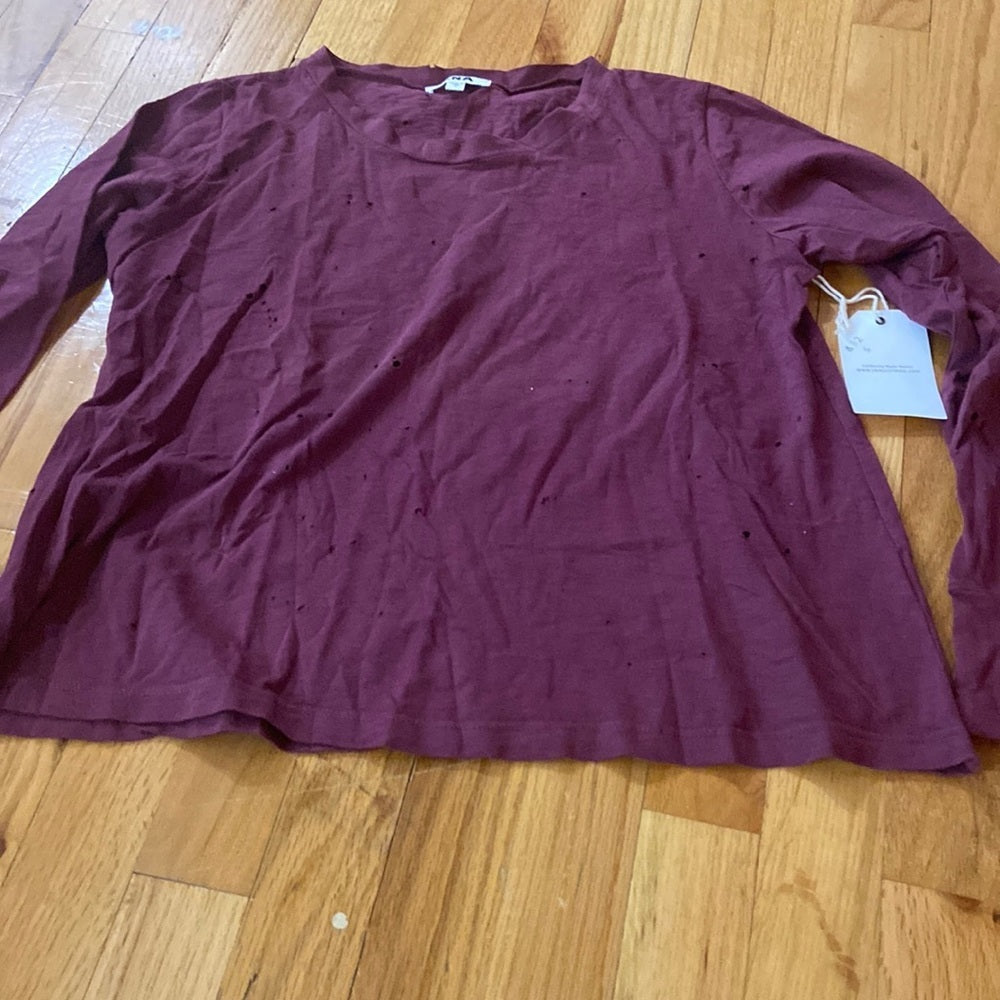 Women’s LNA top. Maroon. Size S