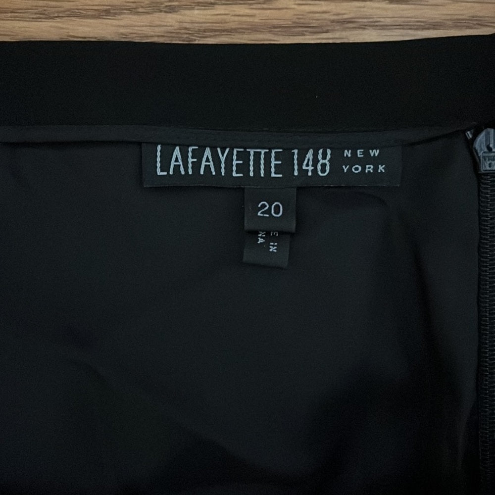 Lafayette 148 womens Skirt Size 20