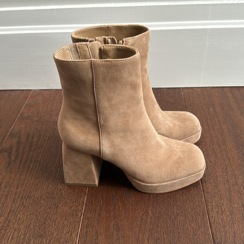 Dolce Vita Women’s Ulyses Tan Suede Boots Size 7