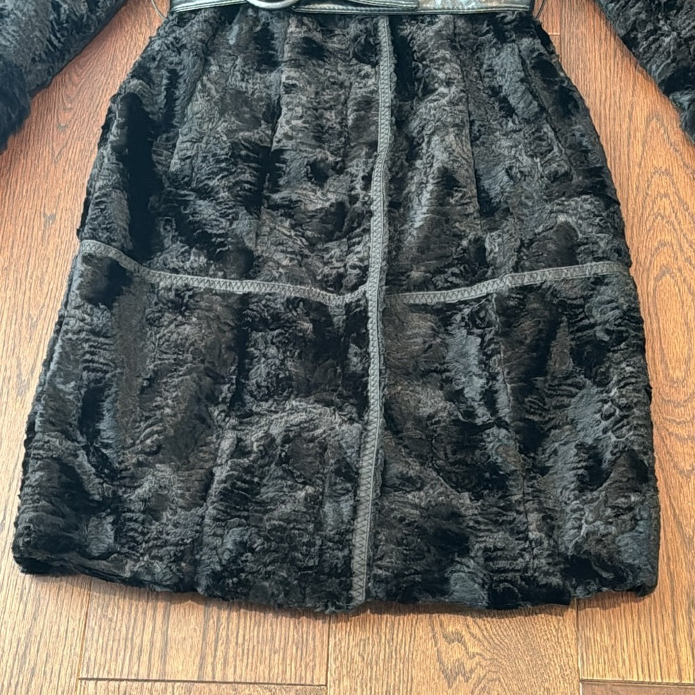 Laundry by Shelli Segal Women’s Faux Fur Black Long Jacket Size XS