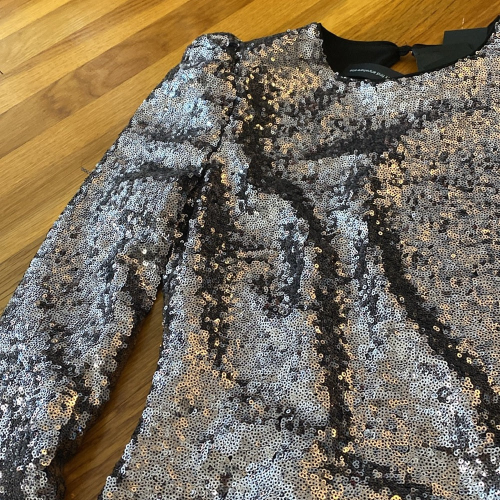 NWT Rachel Zoe Women’s Silver Sequin Long Sleeve Dress Size 4