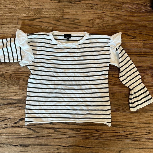 Wonen’s Lumiere striped top Size Medium