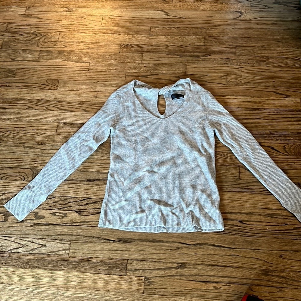 Women’s Fate by LFD grey sweater Size Medium