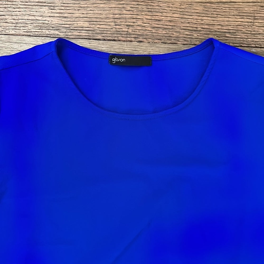 Gibson blue blouse size SMALL