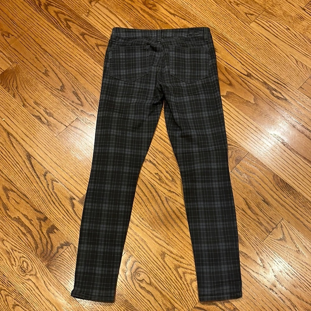 PAIGE Woman’s Plaid Indio Zip Jeans Size 28