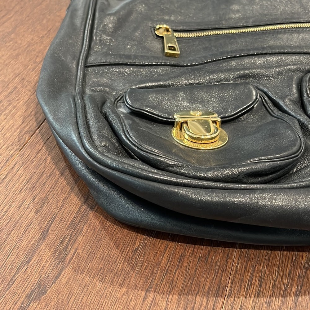 Marc Jacob’s Women’s Black Leather Shoulder Bag