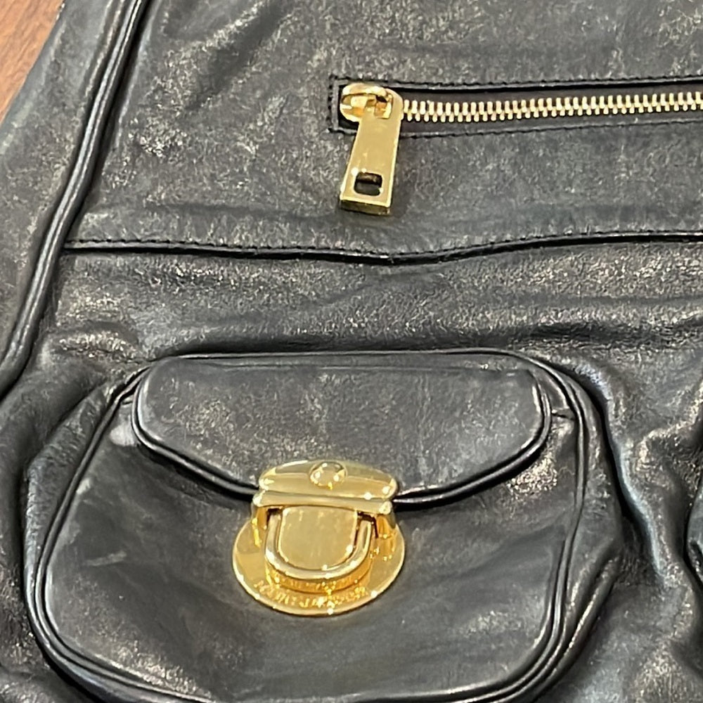 Marc Jacob’s Women’s Black Leather Shoulder Bag