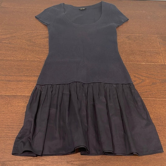 Theory Women’s Navy Short Sleeve Dress Size Petite