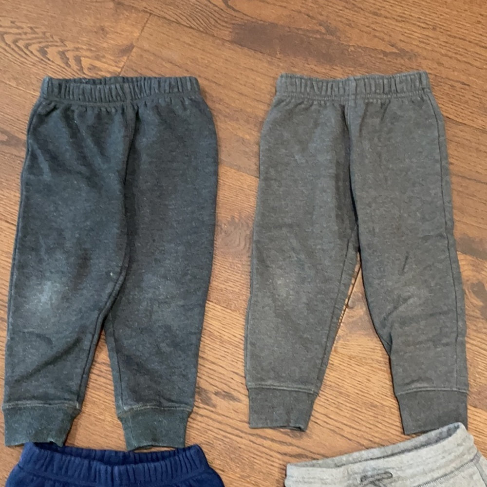 3 Pairs of boys sweatpants Size 3T