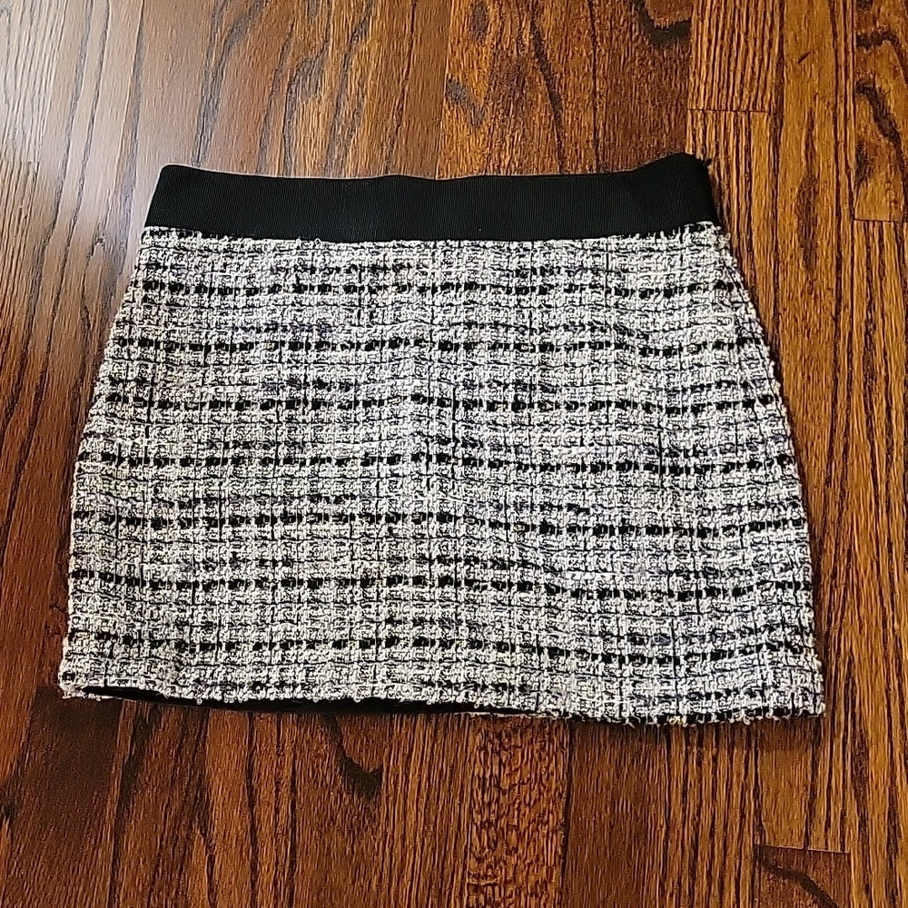 Milly Size 4 Women's Tweed (black, white, gray, gold, plad) Skirt