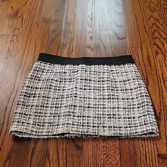 Milly Size 4 Women's Tweed (black, white, gray, gold, plad) Skirt