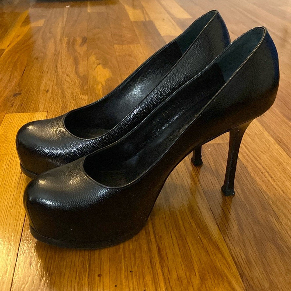 Yves Saint Laurent Women’s Black Heels Size 37