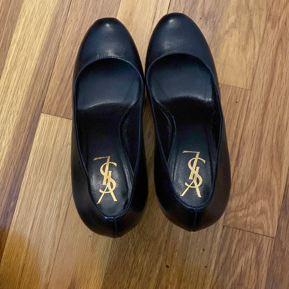 Yves Saint Laurent Women’s Black Heels Size 37