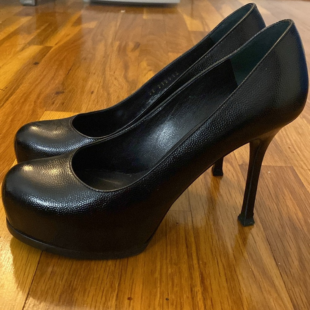 Yves Saint Laurent Women’s Black Heels Size 37