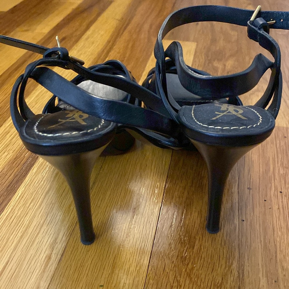 Yves Saint Laurent Women’s Black Heels Size 37