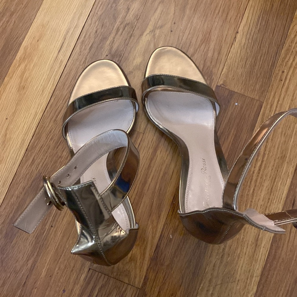 Gianvito Rossi Women’s Gold Metallic Heels Size 37.5