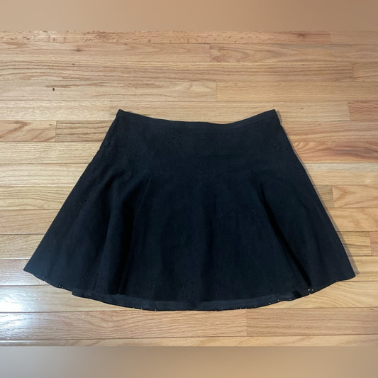 BCBG Maxazria Black Skirt Size Large