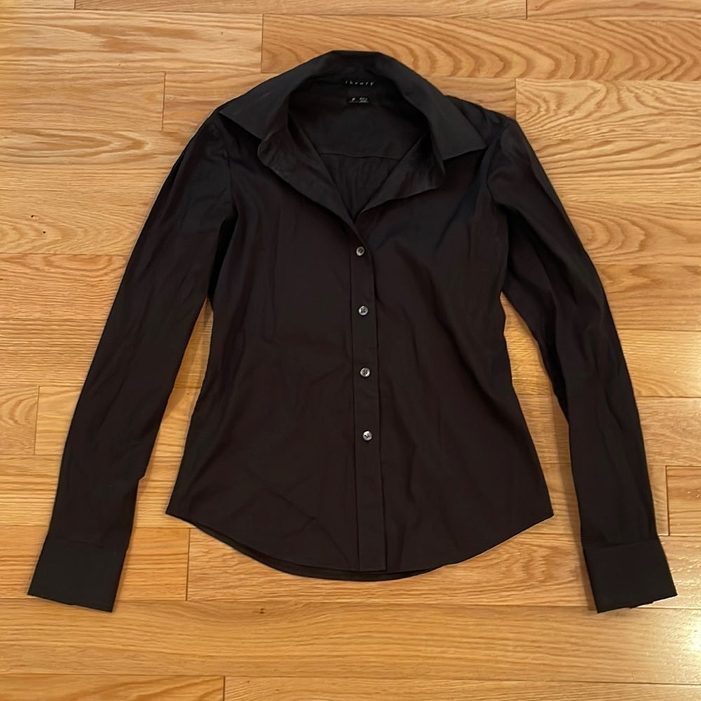 WOMEN’S Theory Black Button Down Shirt Size Petite