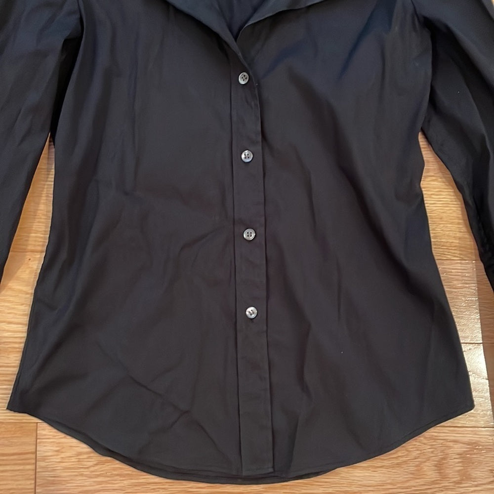 WOMEN’S Theory Black Button Down Shirt Size Petite