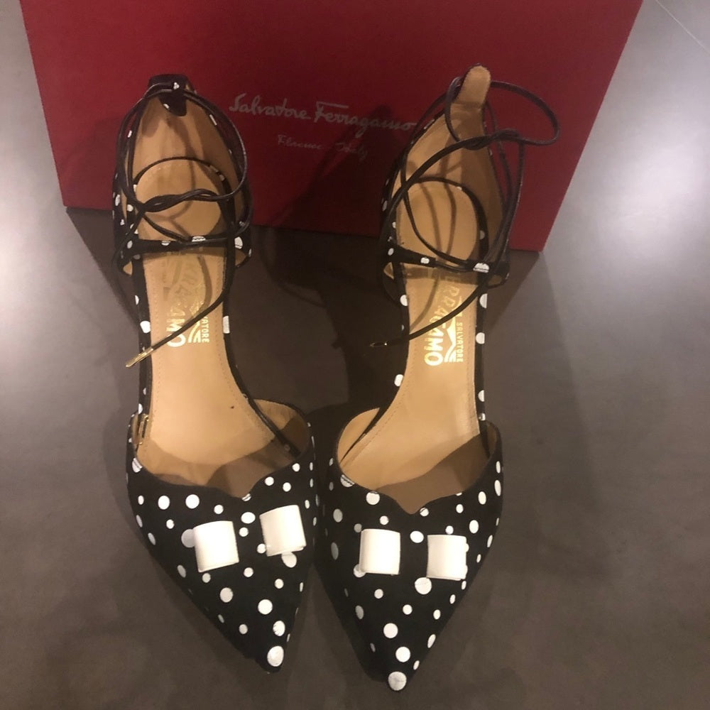 SALVATORE Ferragamo Black And White Heels Size 9