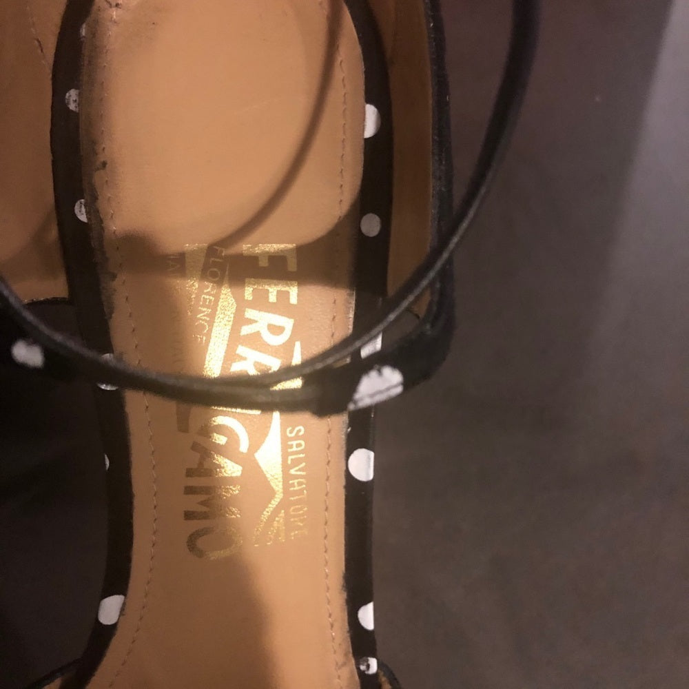 SALVATORE Ferragamo Black And White Heels Size 9