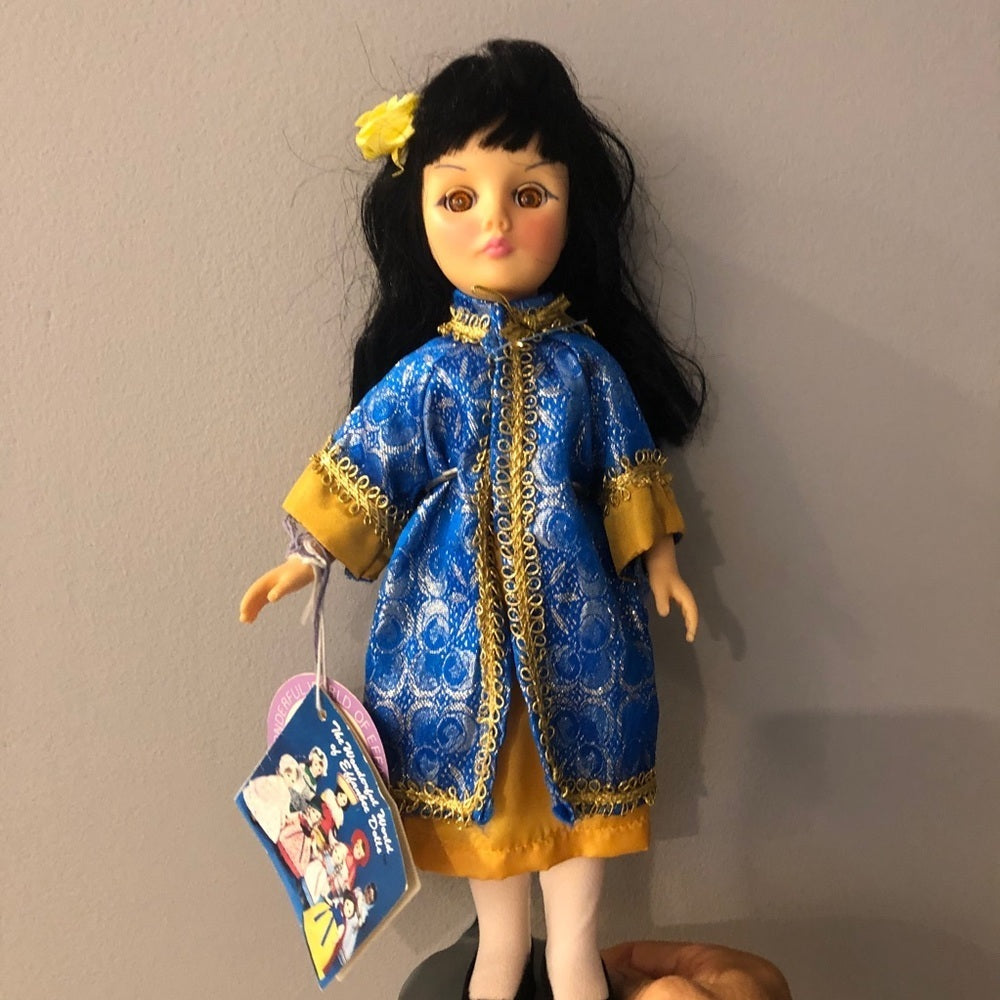 Effanbee Dolls From Countries