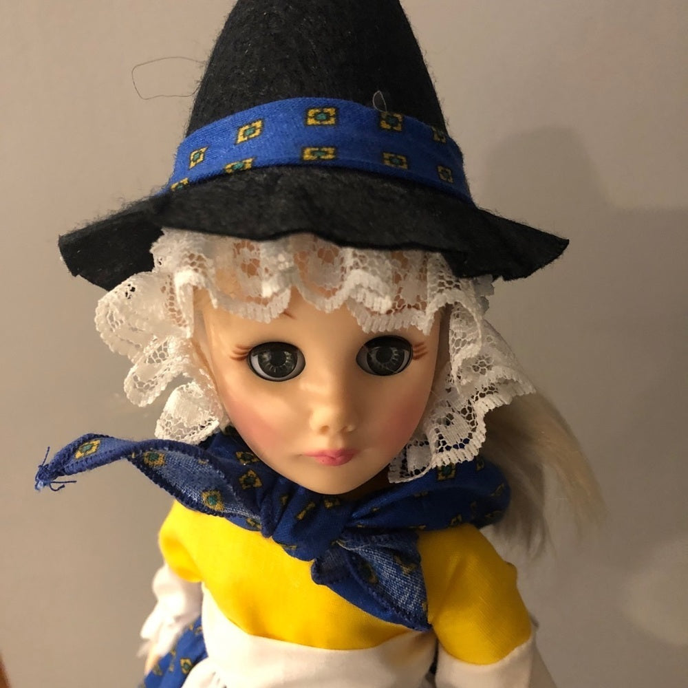 Effanbee Dolls From Countries