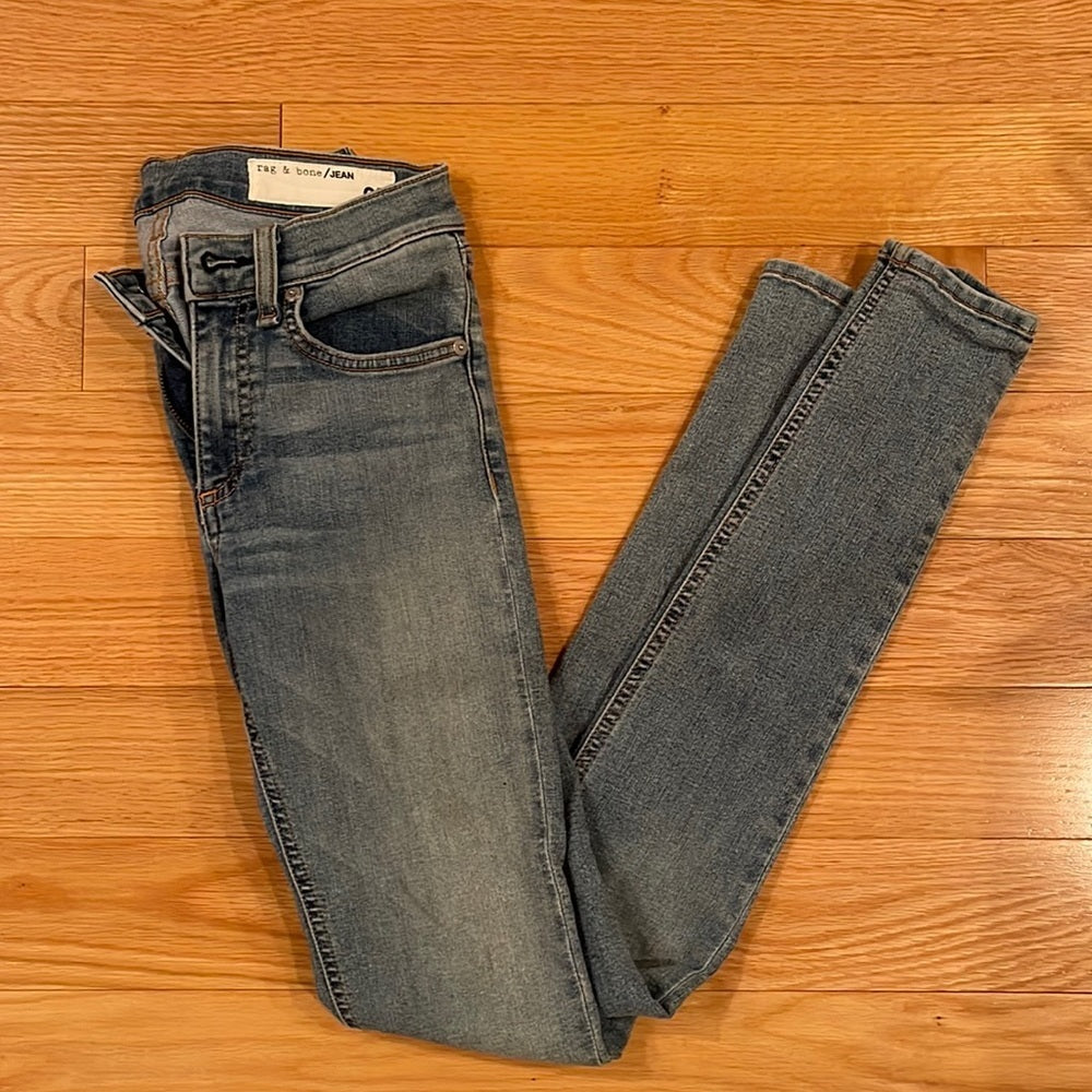 Women’s Rag & Bone Blue Jeans Size 25