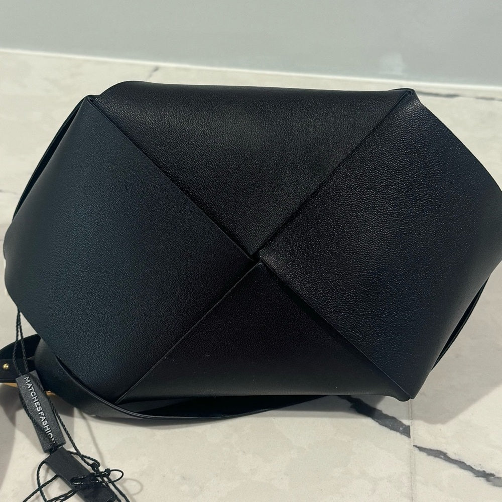 NWT Bottega Veneta Black Intrecciato Nappa Hexagon Mini Crossbody