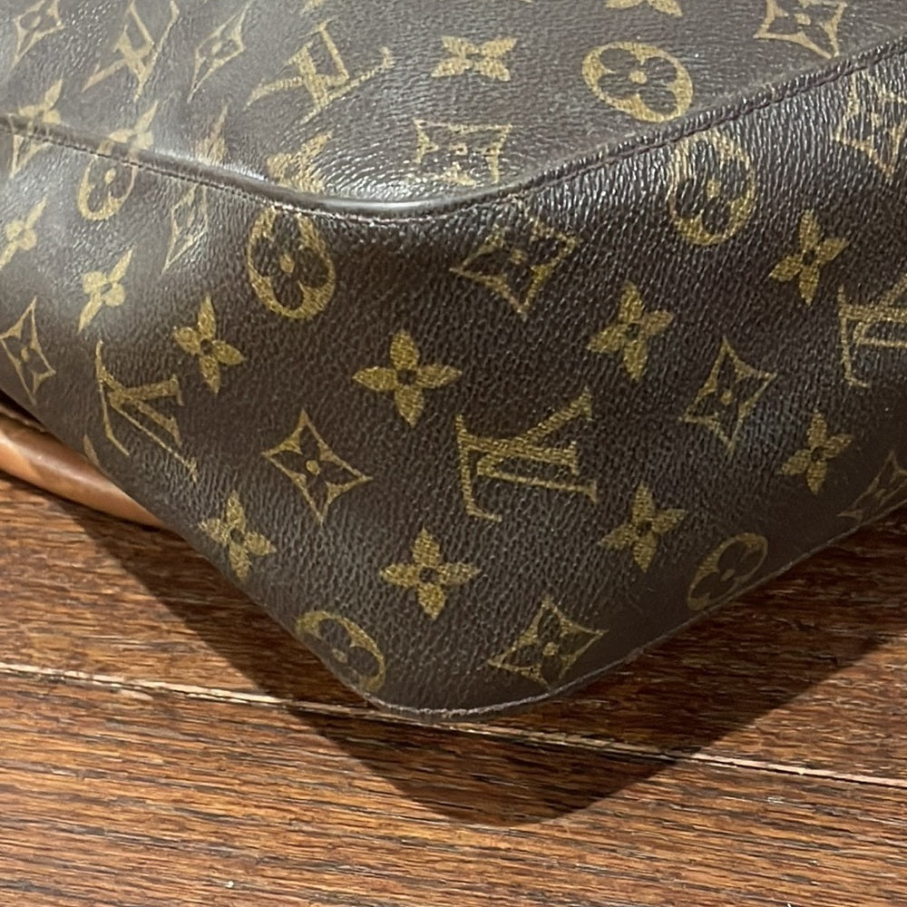 Louis Vuitton Women’s Monogram Looping Shoulder Bag